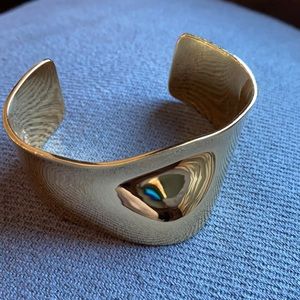 Balenciaga gold cuff (New unworn with out tag)